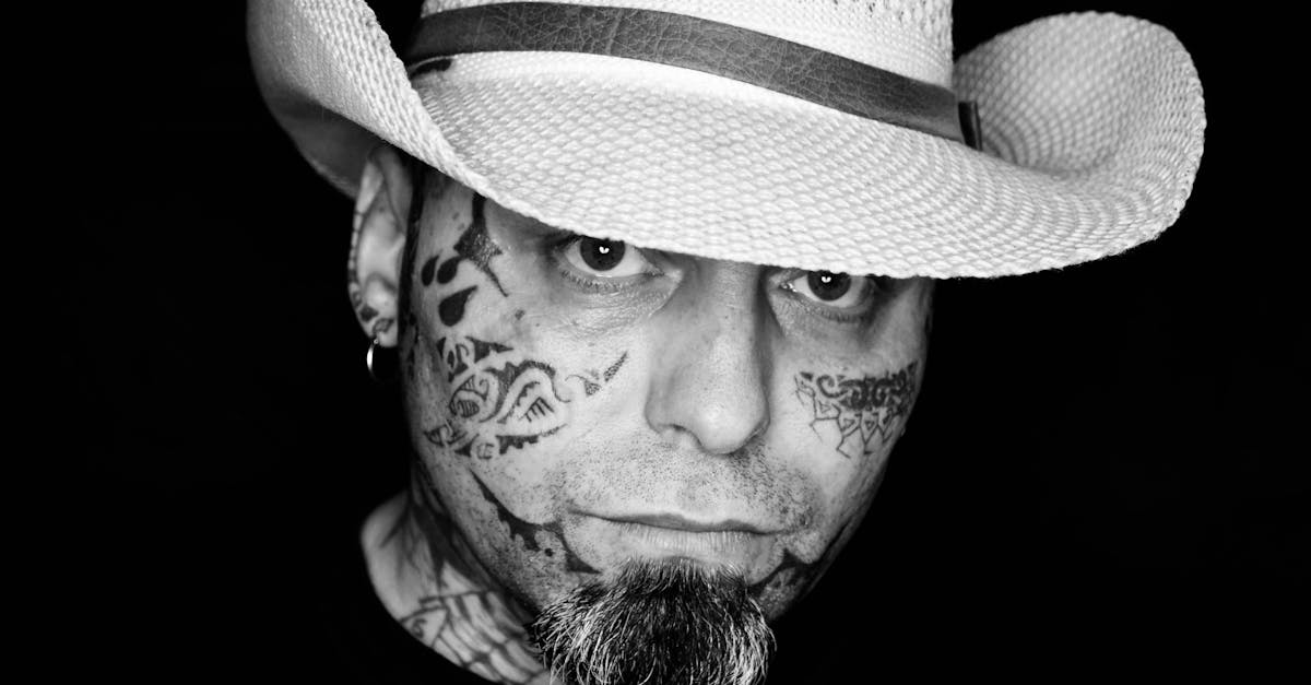 The Importance of Expiry Dates in Pigment Usage