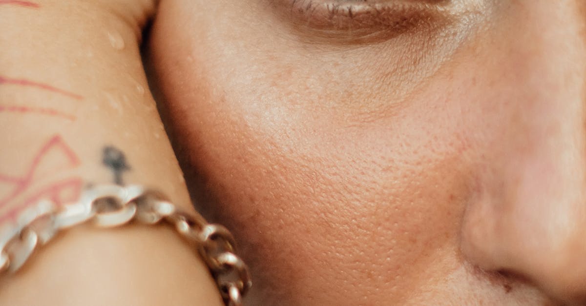 Top Brands for Safety Gloves in the Permanent Makeup Industry